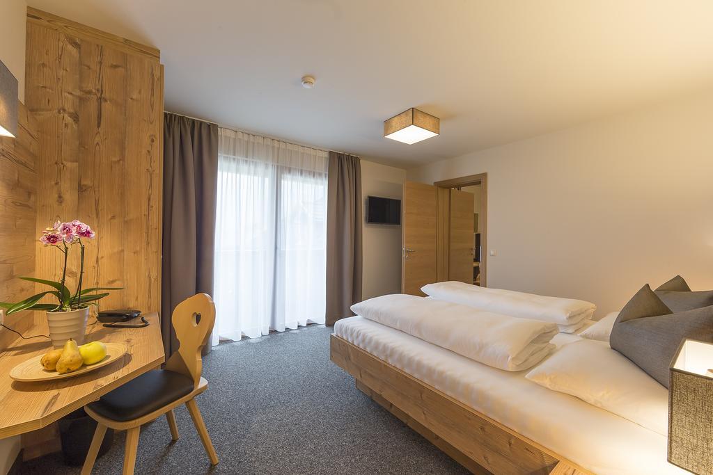 Hotel Anewandter Bruneck Exteriör bild