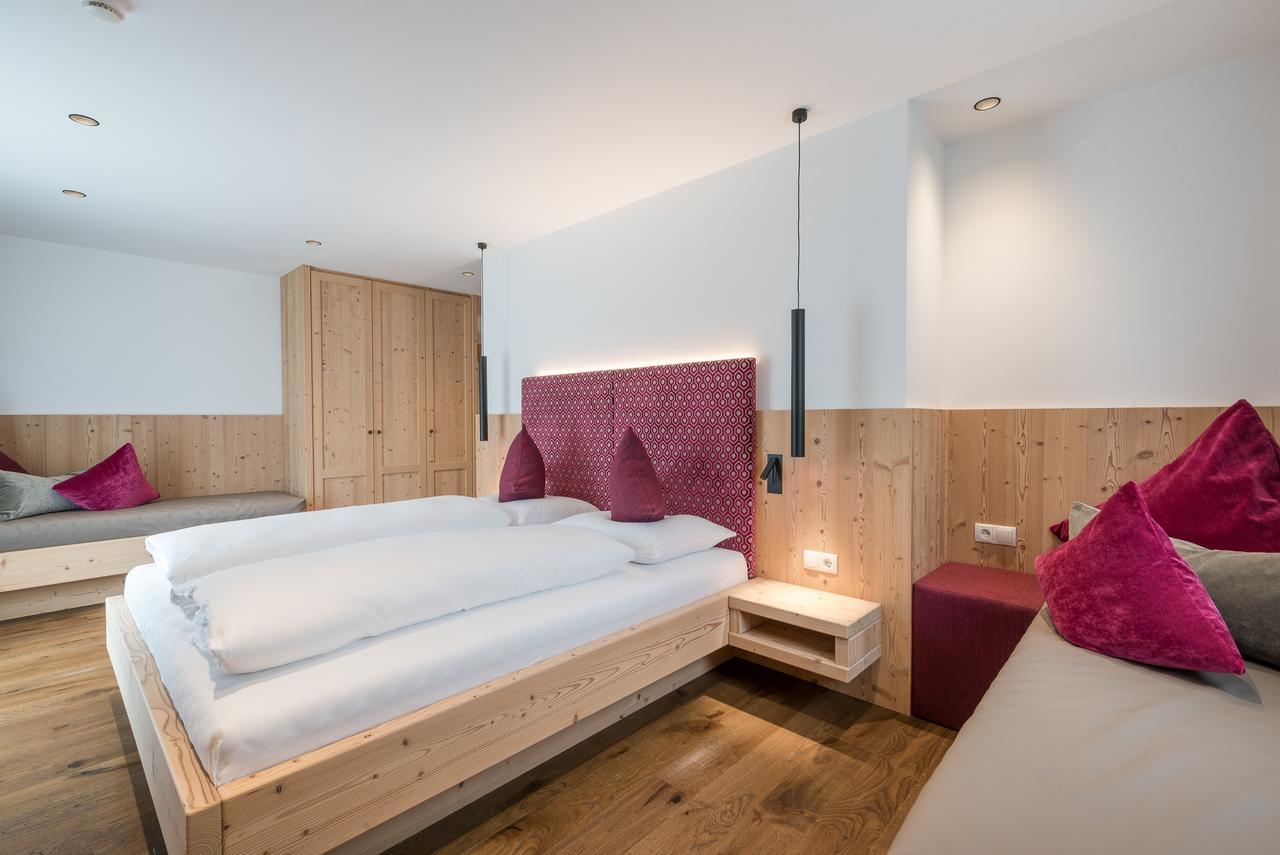 Hotel Anewandter Bruneck Exteriör bild