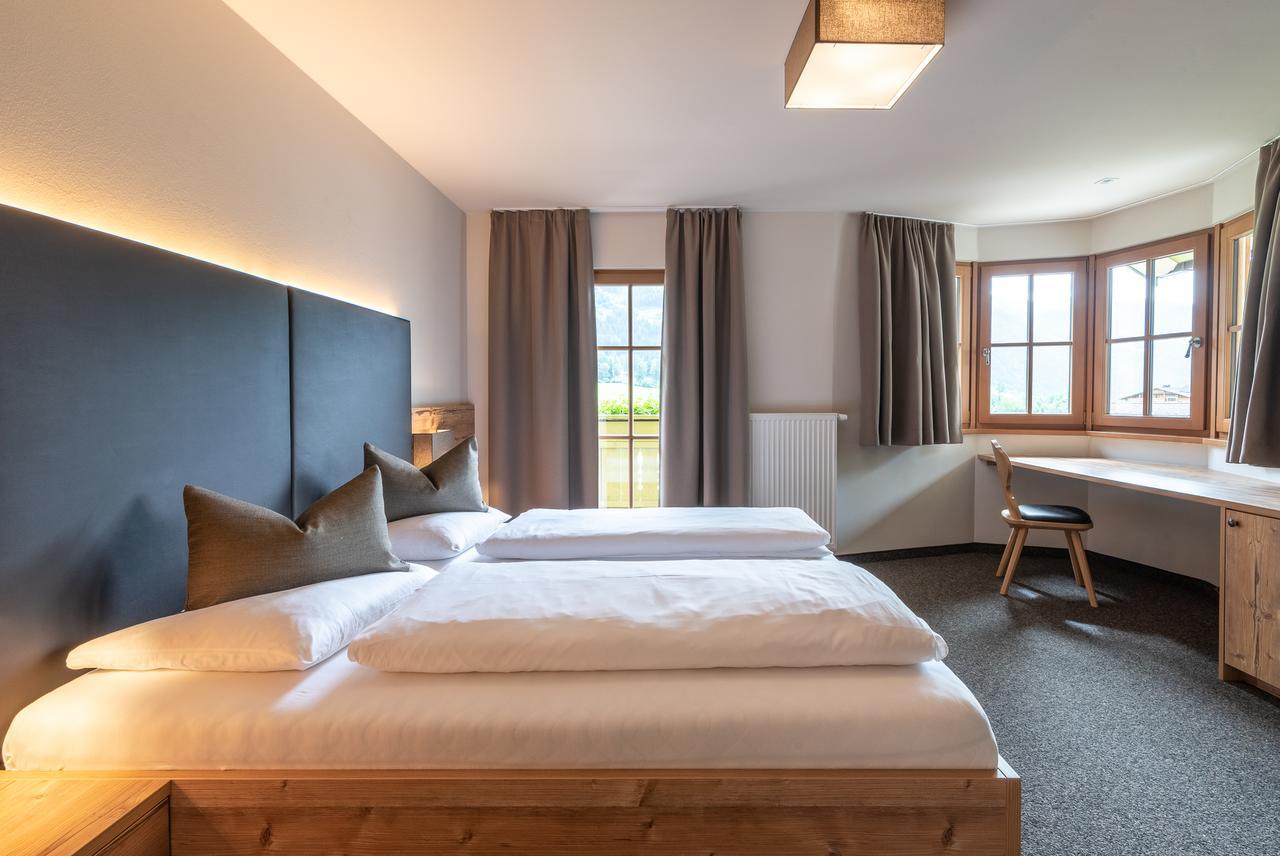 Hotel Anewandter Bruneck Exteriör bild